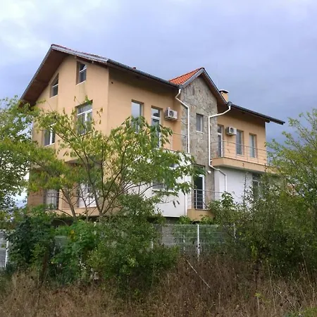 Summer House Village Zone Primorsko Guest house